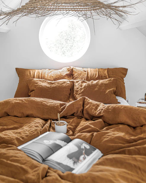 Cinnamon linen sheet set