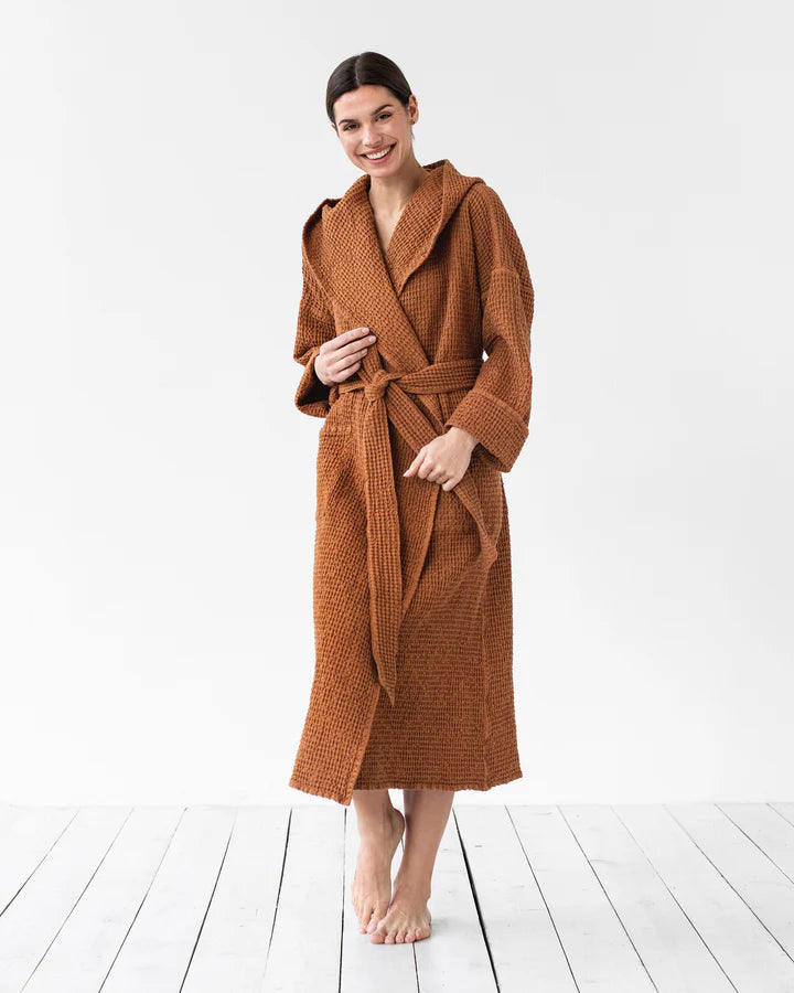 Women's waffle robe in Cinnamon